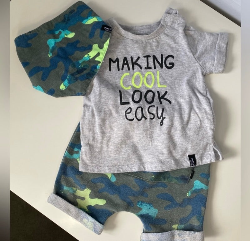 Mini Heroes Summer outfit, 9 months , Kids 9 Month (6-9M)