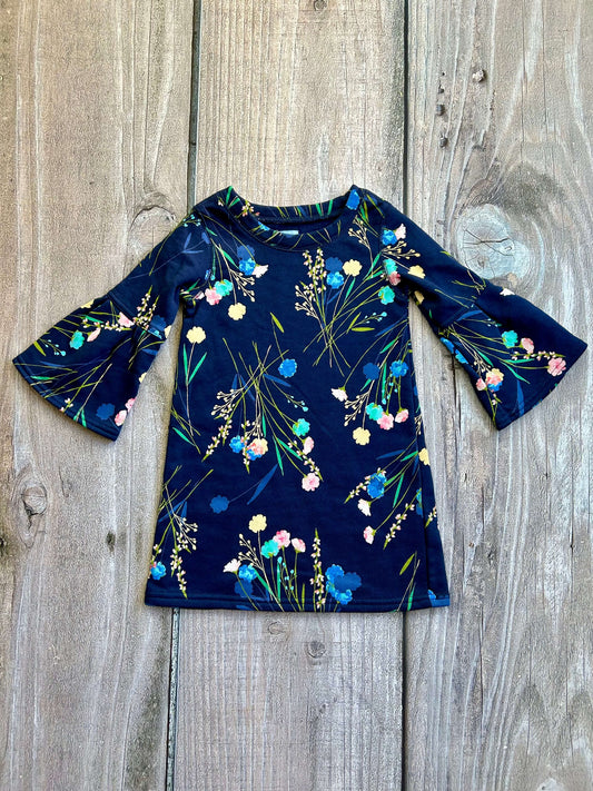 BabyGap size 3T girls bell sleeve floral botanical dress, new without tags, Kids 3T