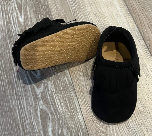 Old Navy Moccasin Style Shoes - BLACK (6-12M), Shoes 3 (Baby: 0-12 mth)