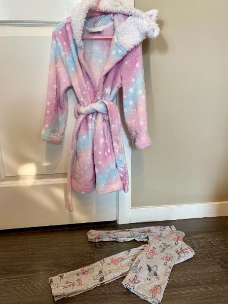 4T Pekkle Housecoat with Gap 4T Halloween Pjs