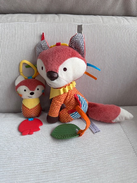Skip Hop bandana buddies fox newborn/toddler toys