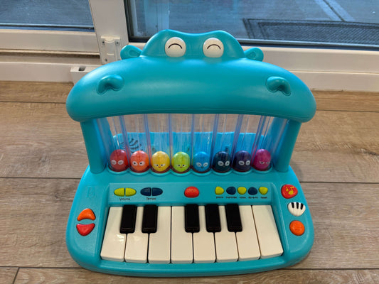 Hippo Piano