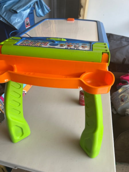 New Vtech digiart easel