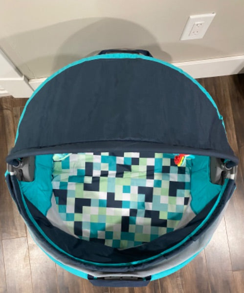 Fisher-Price On-The-Go Baby Dome