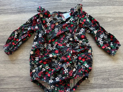 Christmas Outfits size 6mths, Kids 6 Month (3-6M)