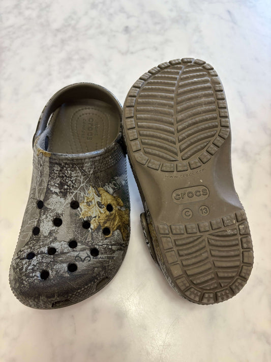 Camo Crocs, Shoes 13 (Kids:4-8yr)