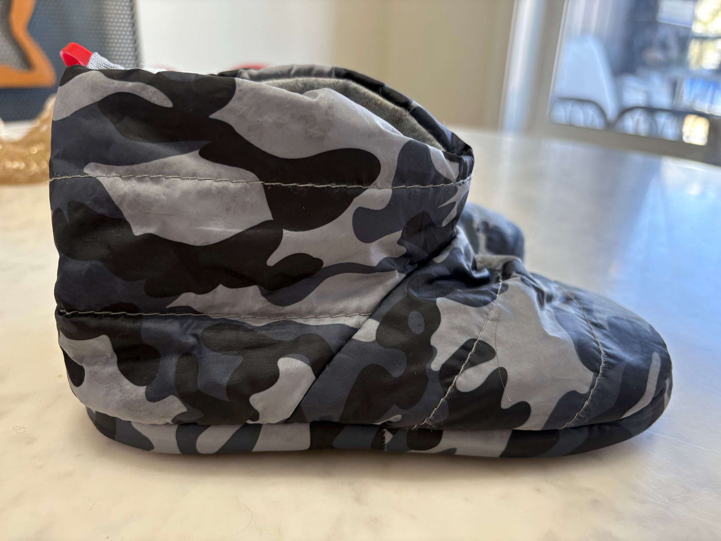 Boys Slippers, Shoes 7 (Walkers:12-24 mth)