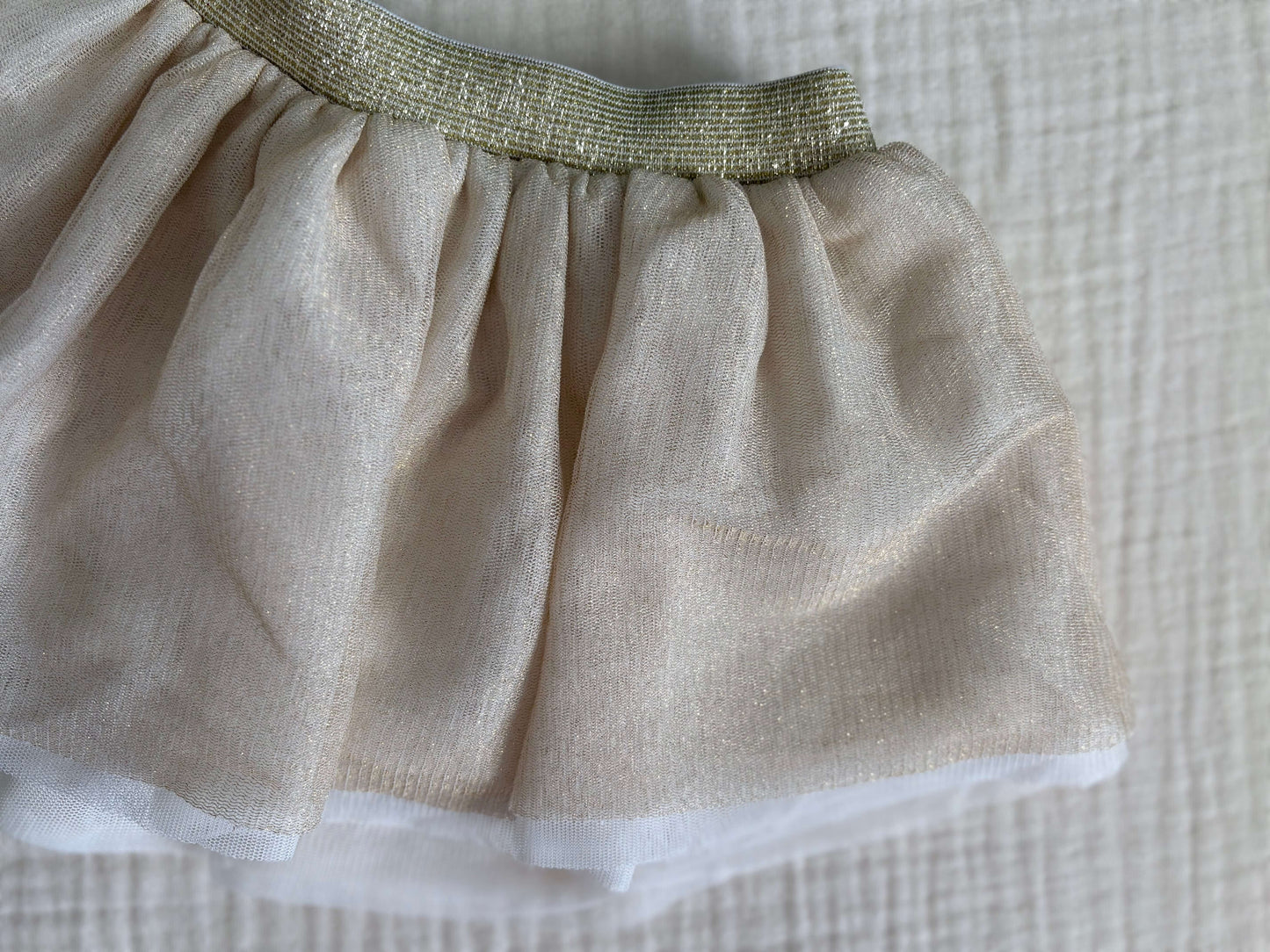Cat & Jack 12 Months Baby Girl Skirt with Attached Diaper Cover , Kids 12 Month (9-12M)