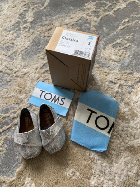 Tom’s size 3 infant Silver Glitter classics, Shoes 3 (Baby: 0-12 mth)