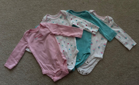 Onesie 4 pack bundle, Kids 6 Month (3-6M)