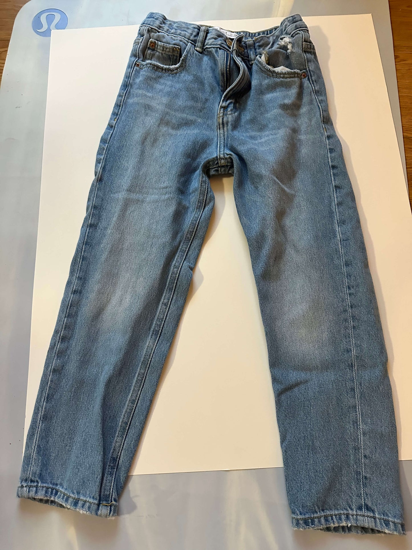 Zara "the mom fit" Jeans size 9, Kids 7 & 8 (small)