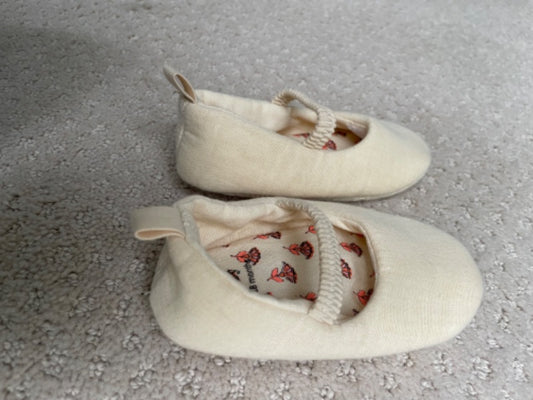 Next 🇬🇧 ballet slippers, 12-18 months, pale yellow, Shoes 4.5 (Walkers:12-24 mth)