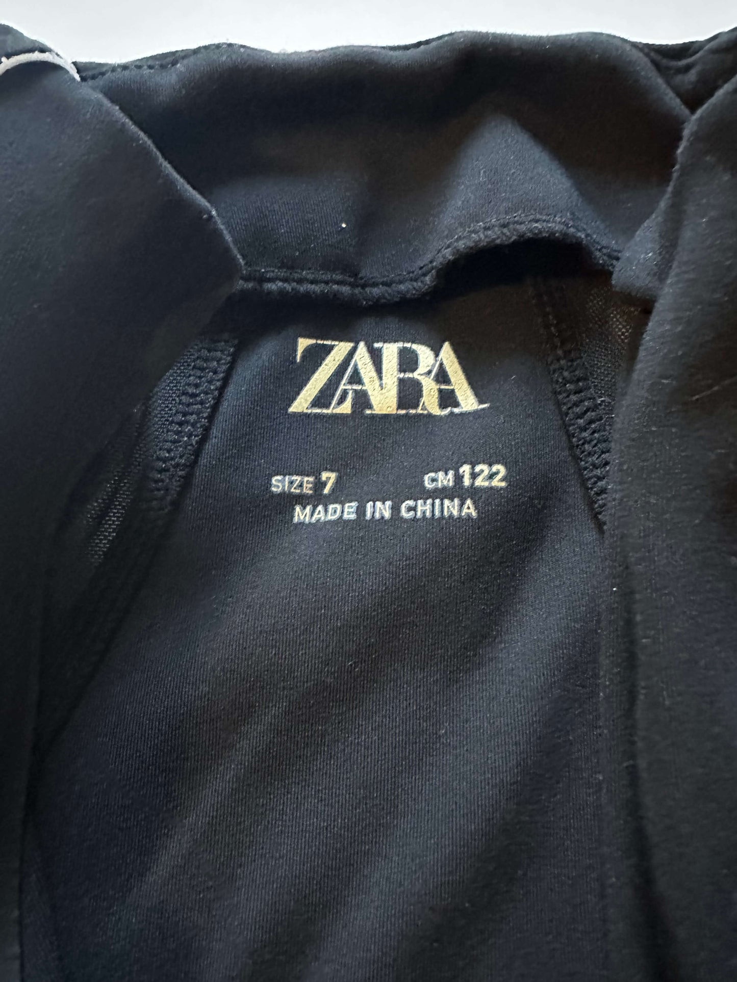 Zara  Zip Up size 7