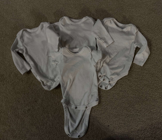 White onesie bundle , Kids 3 Month (0-3M)