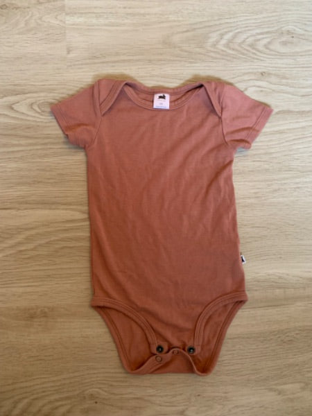 Little & lively 1/2T onsie , Kids 2T