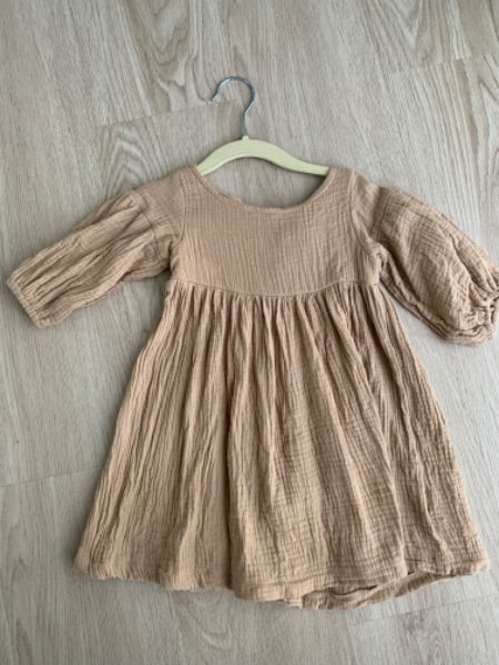 Tan girls dress 2T, Kids 2T