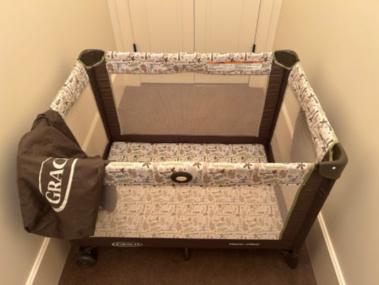 Graco Pack n Play - Jungle Print