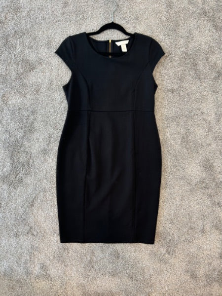 H & M maternity black dress size medium  - really nice for work or occasion