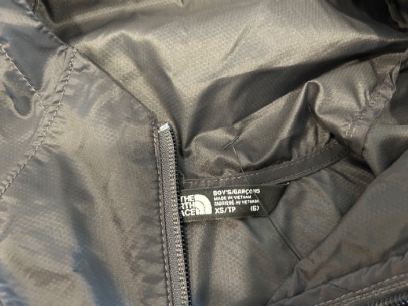 North Face Light Rain Jacket Size 6, Kids 6/6X (extra small)