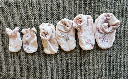 Minnie Mouse Infant slippers + mittens, Shoes 0 (Baby: 0-12 mth)