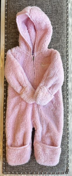 Fuzzy footed suit , Kids 6 Month (3-6M)