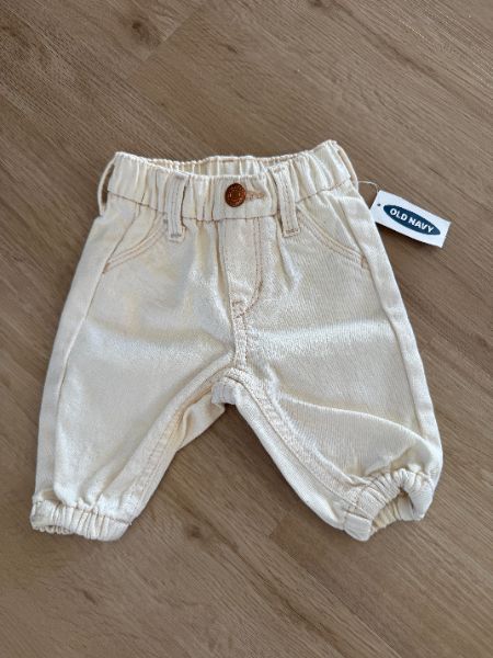 Brand New Old Navy White Jeans, Kids 6 Month (3-6M)