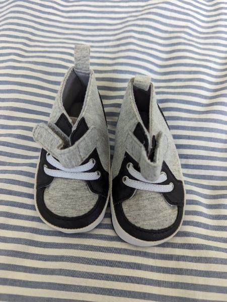 Baby grey & black high-top shoes 0-3 month size