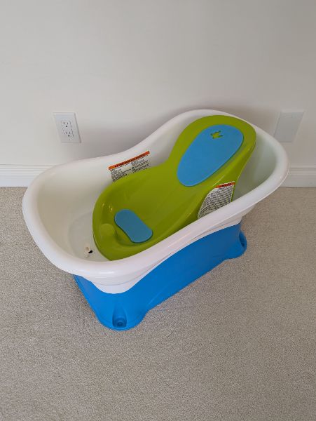 Summer Infant Right Height bath tub