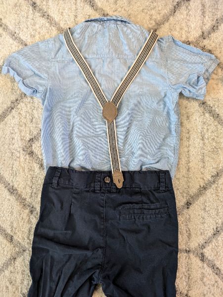 H & M Boys Dressup Outfit, Size 5, Suspenders & Tie, Kids 4/4T