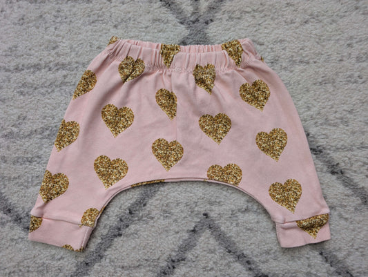 2 Peas in A Pod, Small Shop, Baby Girl Slouchy Pants, Pink & Gold Hearts, 0-3M, Kids 3 Month (0-3M)