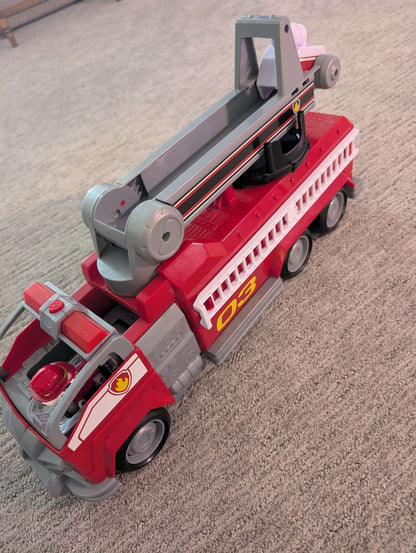 Paw Patrol Marshal Transforming City Firetruck
