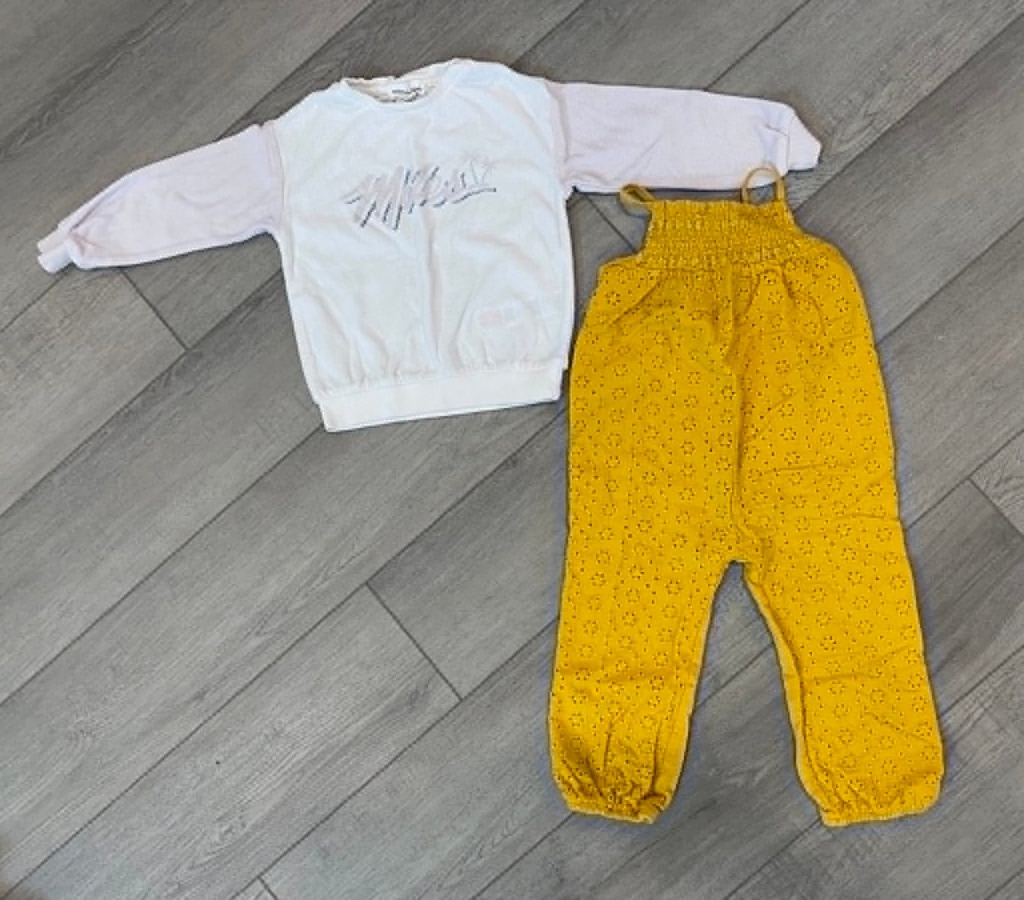 24m Sweater and overalls , Kids 24 Month (18-24M)