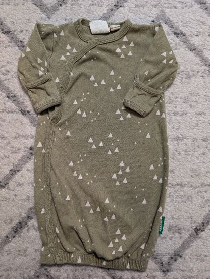 Parade Organics Sleep Gown, 0-3M, Green Triangles, Kids 3 Month (0-3M)