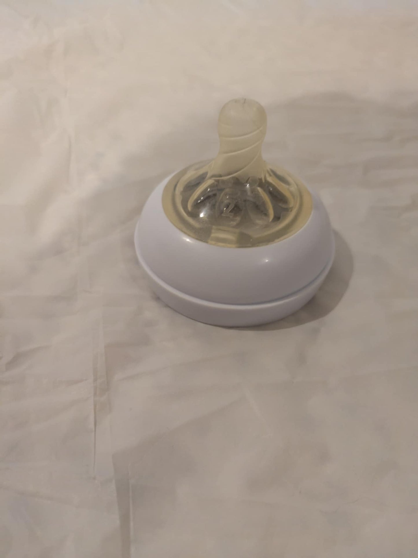 Philips Avent Bottles and Manual Breast Pump