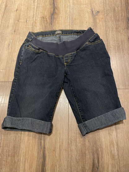 Maternity Jean shorts (long) , Maternity S (4-6)