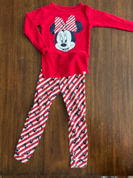 Gap Disney 4T pajama set minnie mouse, Kids 4/4T