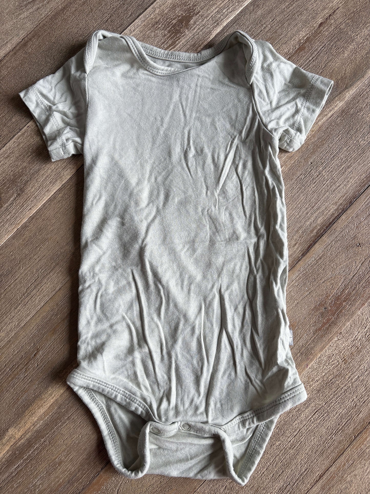 Kyte Baby Onesie 6-12m, Kids 12 Month (9-12M)
