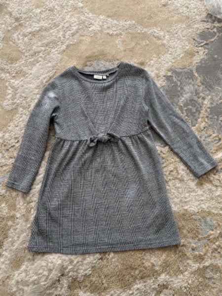 Name it black & white square dress size 7 , Kids 7 & 8 (small)