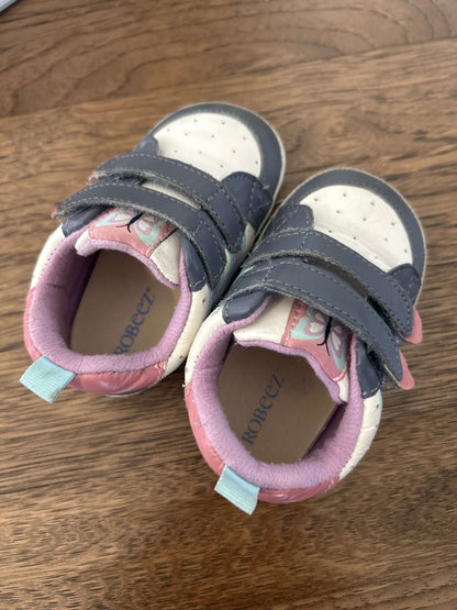 Robeez First Kicks shoes - 12-18 months Leather Upper, Shoes 5 (Walkers:12-24 mth)