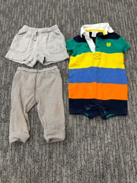 Chaps Multicoloured Collared onesie and bonus Carter’s pants and Shorts, Kids 6 Month (3-6M)