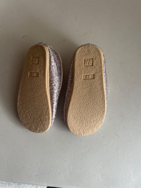 H and m dressy sparkle unicorn shoes like new size 6, Shoes 6 (Walkers:12-24 mth)