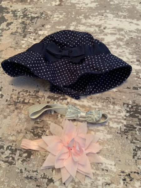 Gymboree size 6-12m  hat and 2 decorative head bands