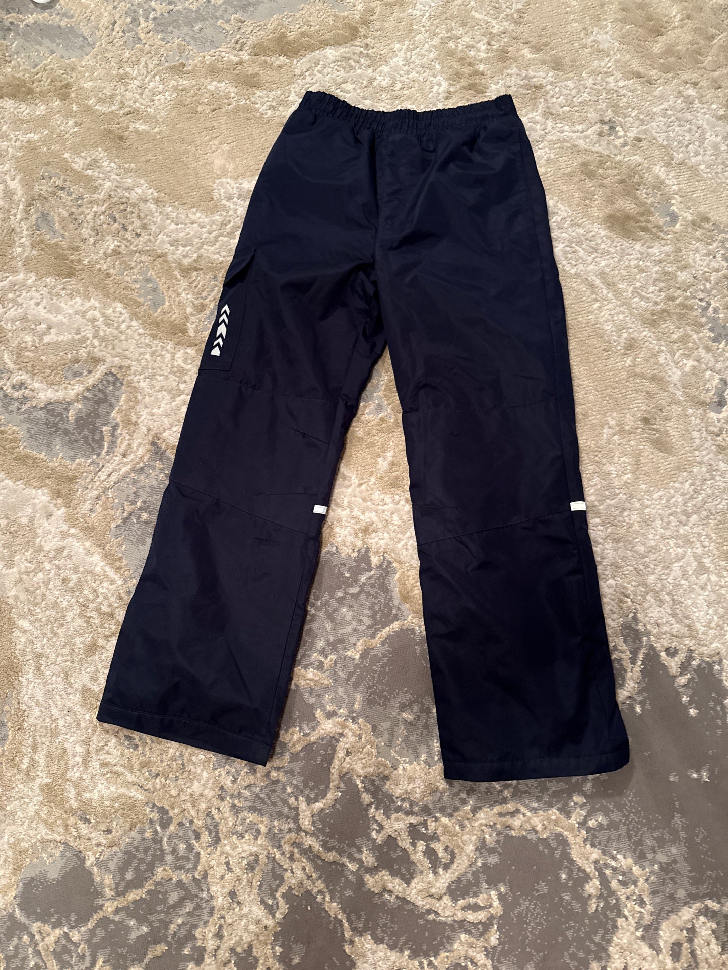 George size 10-12 Navy snowpants, Kids 10 (medium)