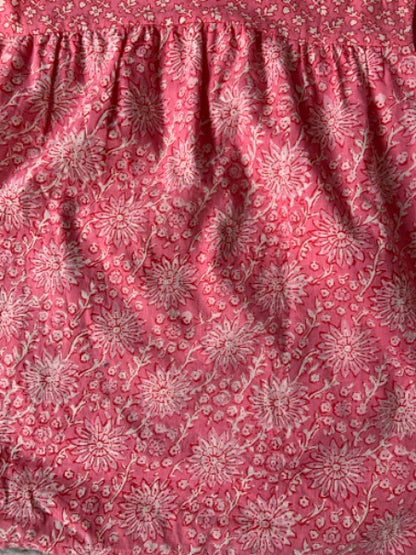 Gap size M pink& red floral sleeveless shirt, Kids 10