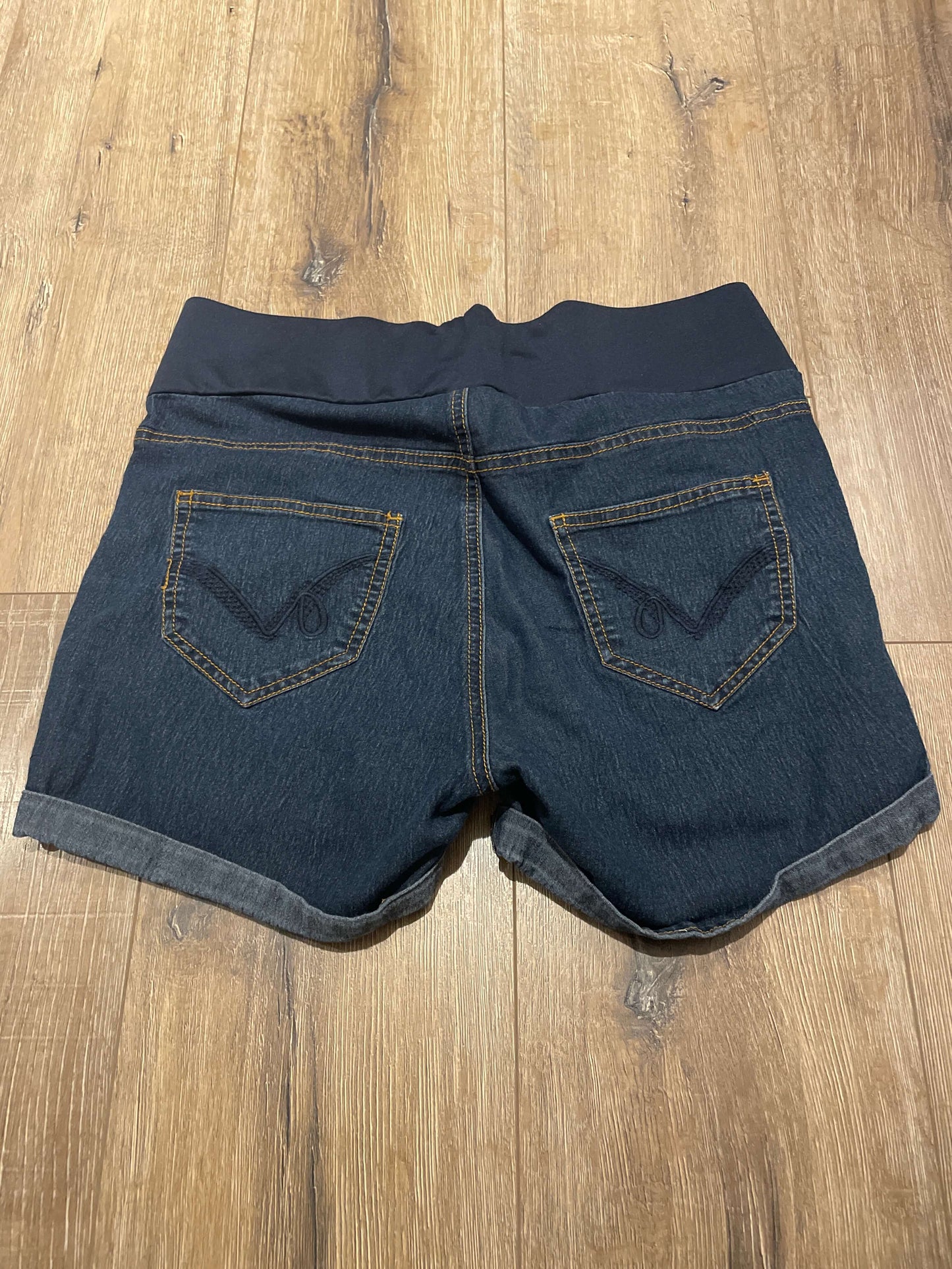 Maternity Jean shorts size medium , Maternity M (8-10)