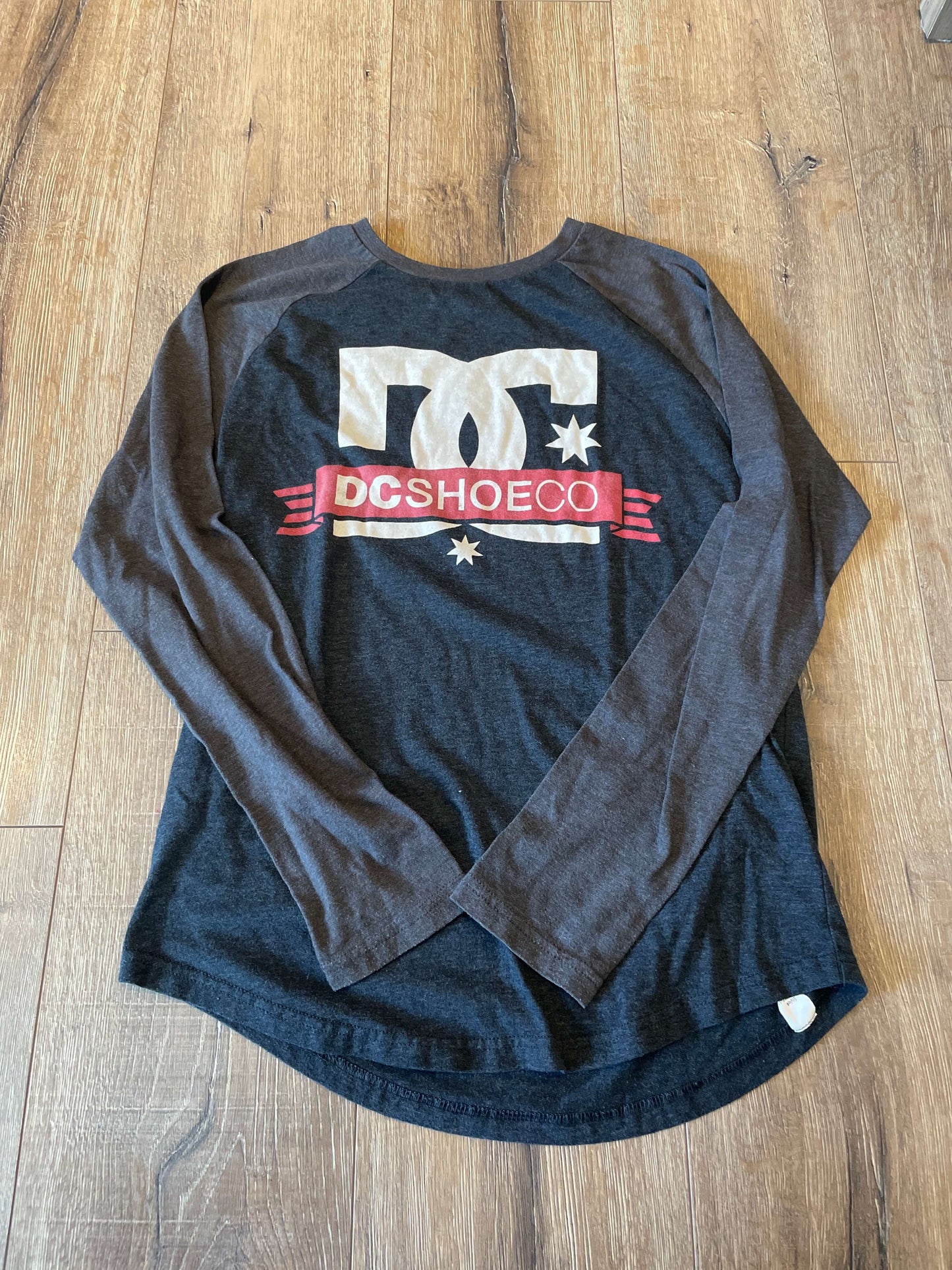 Boys DC long sleeved top size large , Kids 12 & 14