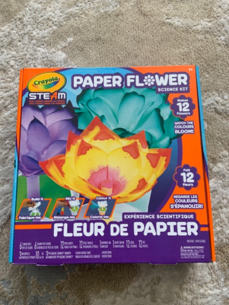 Crayola Age 7+ paper flower science kit brand new