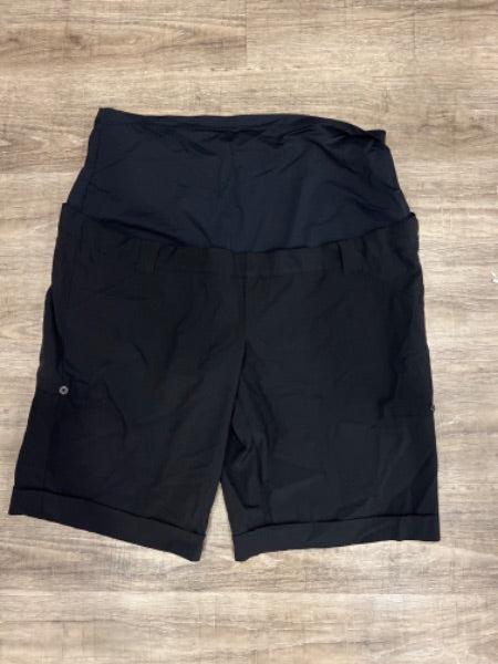 Thyme maternity black shorts xxl