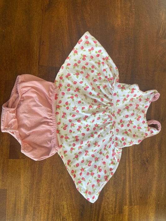 Ralph Lauren Strawberry Dress 3 months, Kids 3 Month (0-3M)