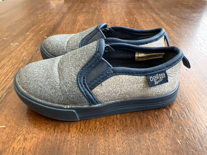 Osh Kosh size 7 runners with sparkles retails $35, Shoes 7 (Walkers:12-24 mth)